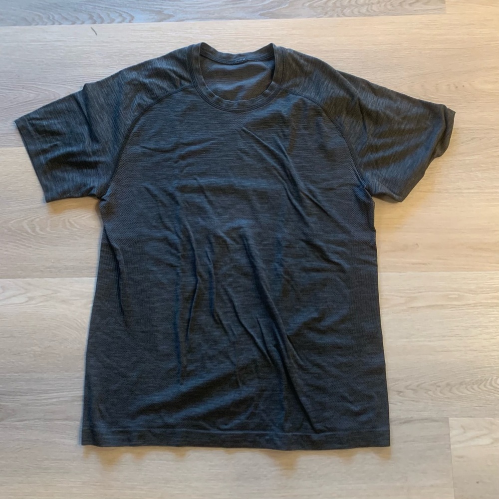 lululemon athletica Metal Vent Tech Short-Sleeve Shirt